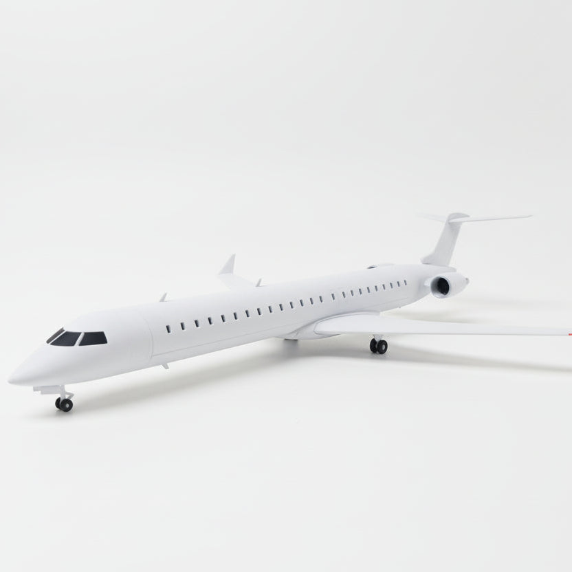 CRJ-900