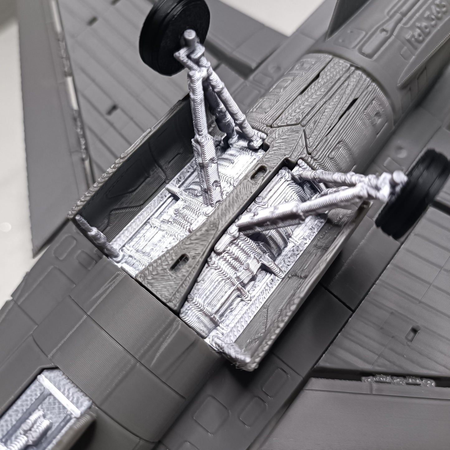 3D Printed F-16 Fighter Jet Model (1:48 Scale)