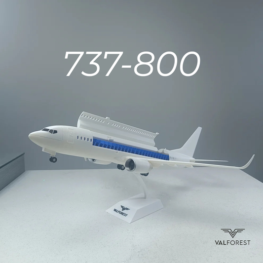 737-800 style aircraft model (1/80 scale) – Magnetic Cockpit