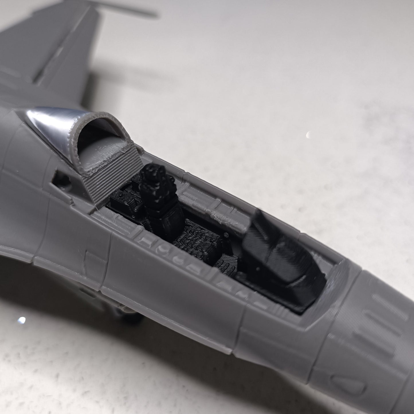 3D Printed F-16 Fighter Jet Model (1:48 Scale)