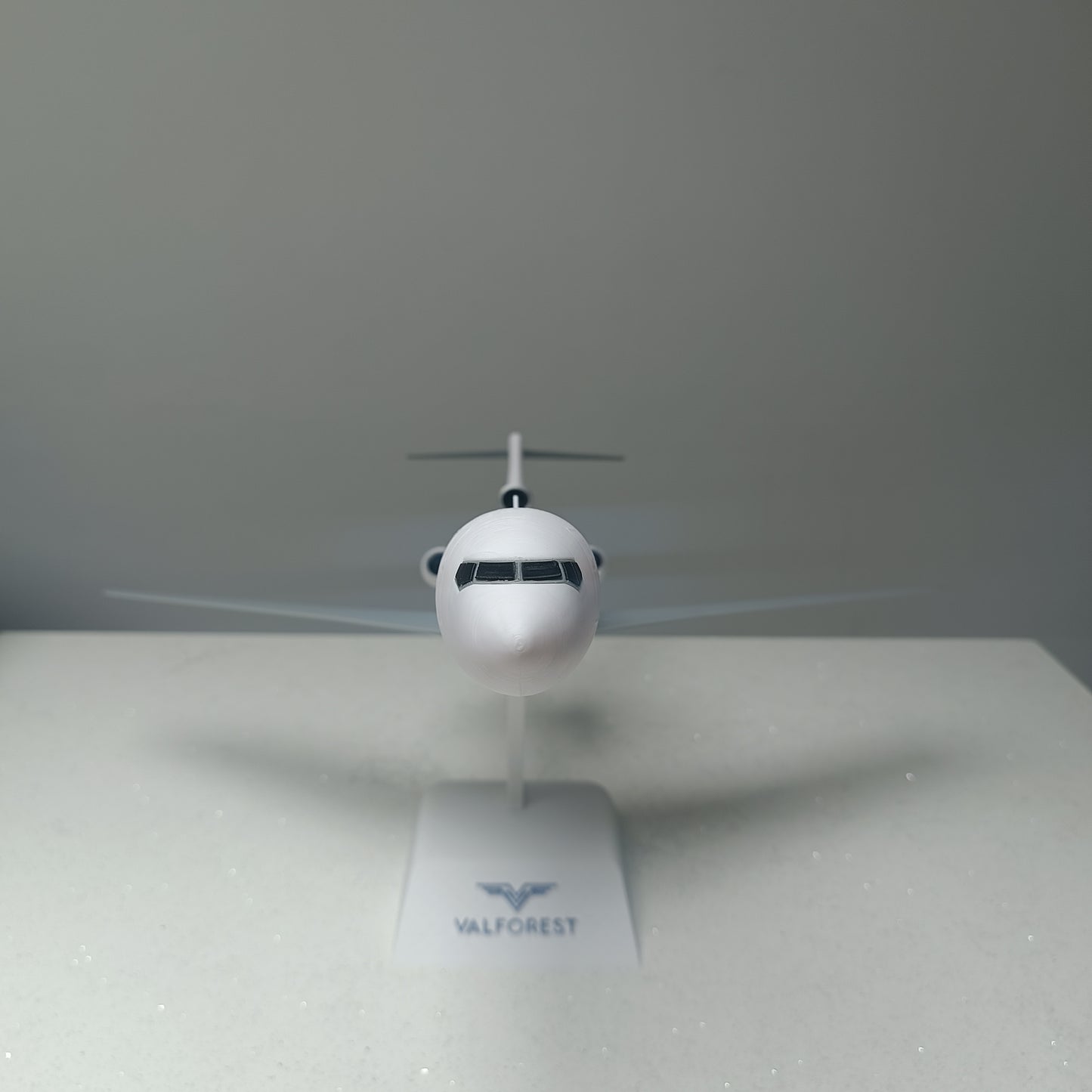 727-100 style aircraft model (1/80 scale)