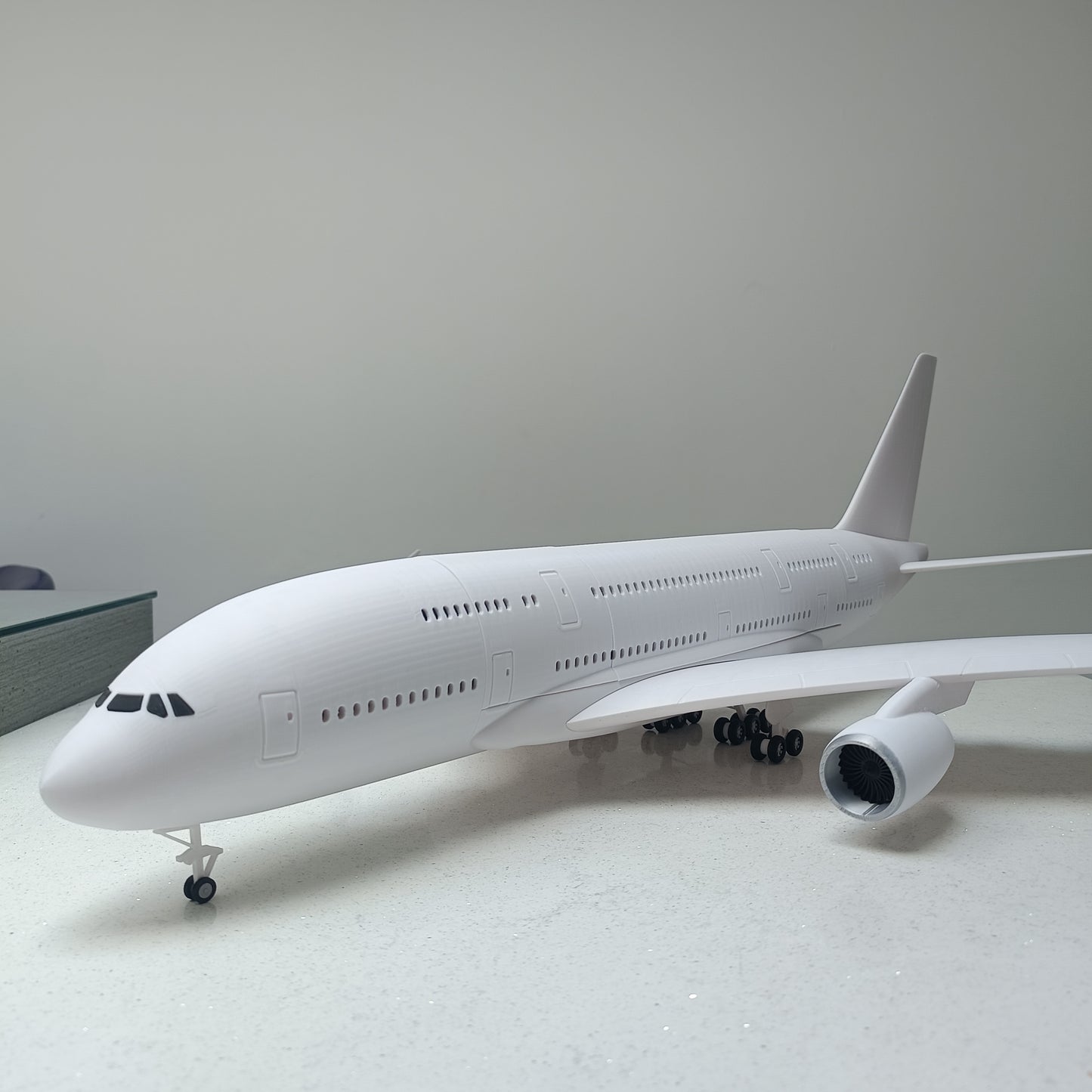 a380 style aircraft model (1/100 scale)