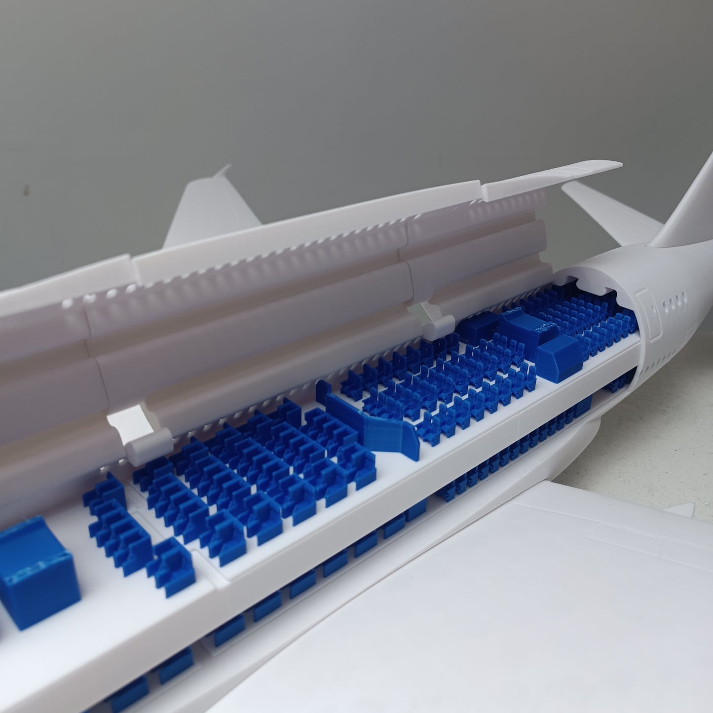 a380 style aircraft model (1/100 scale)