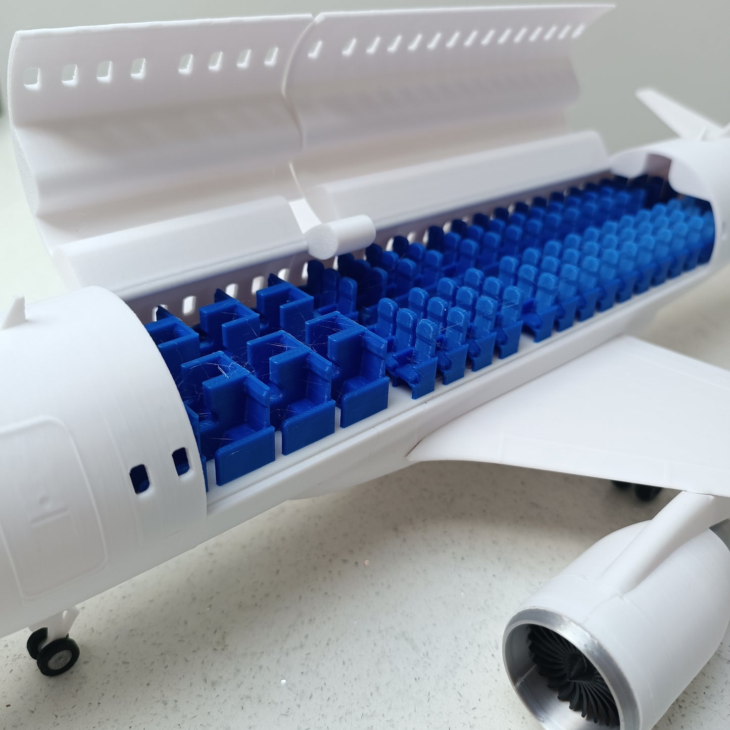 A318 style aircraft model (1/80 scale)