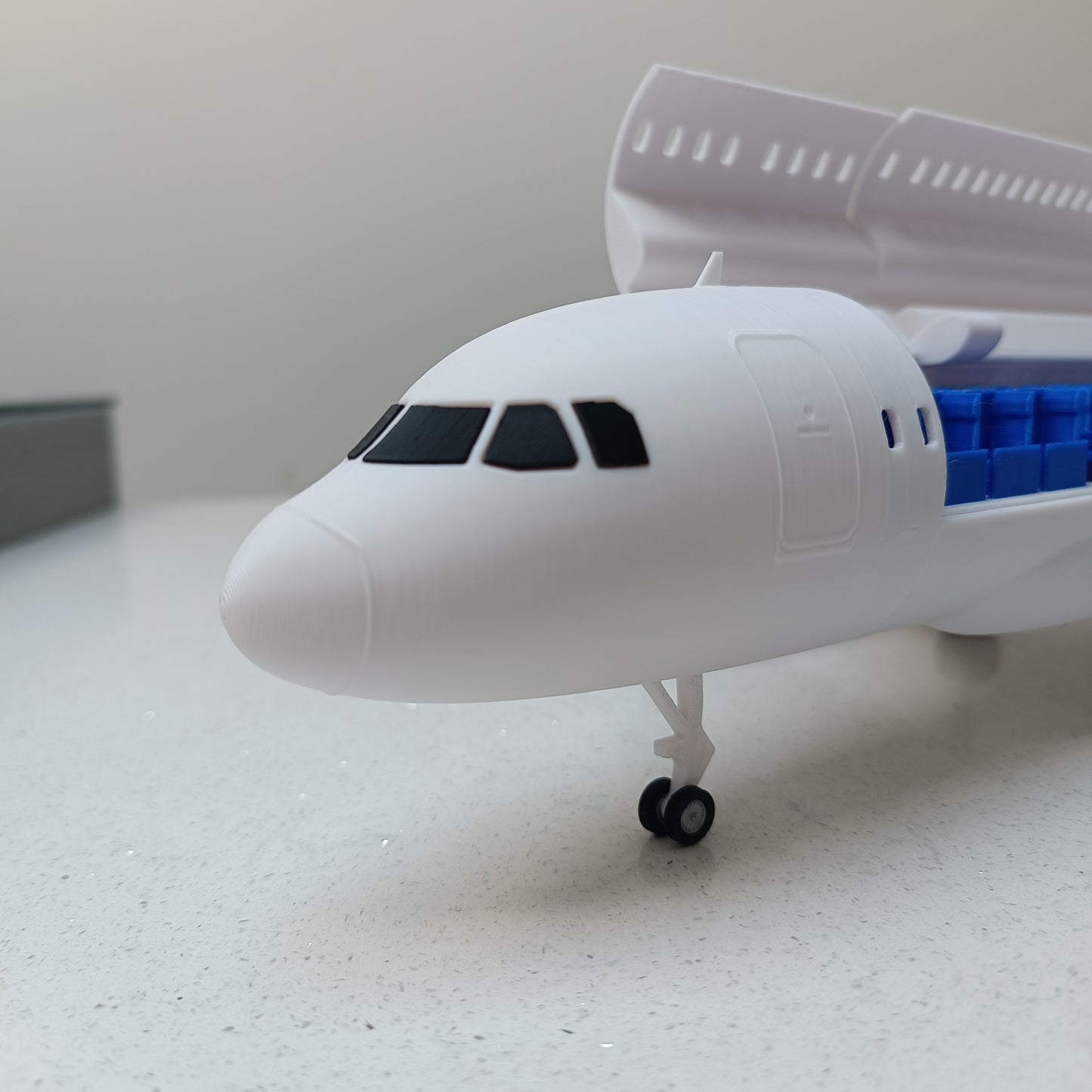A318 style aircraft model (1/80 scale)