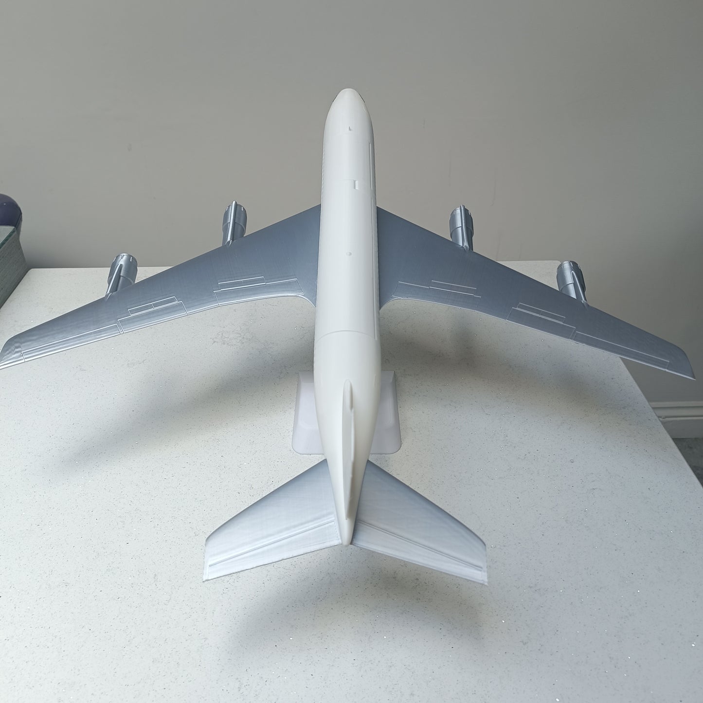 707-2 style aircraft model (1/80 scale)