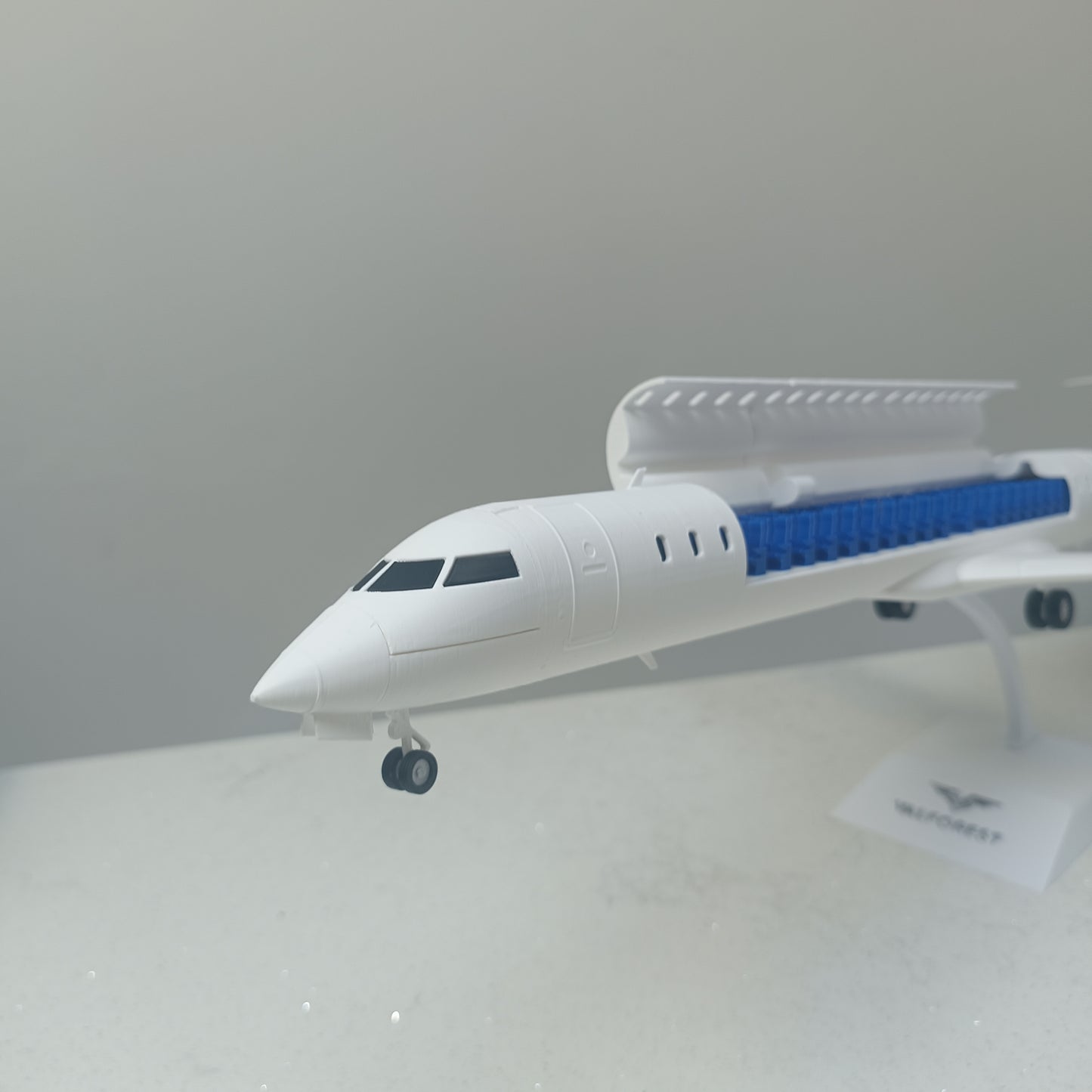 CRJ 900 style aircraft model (1/72 scale) – Magnetic Cockpit