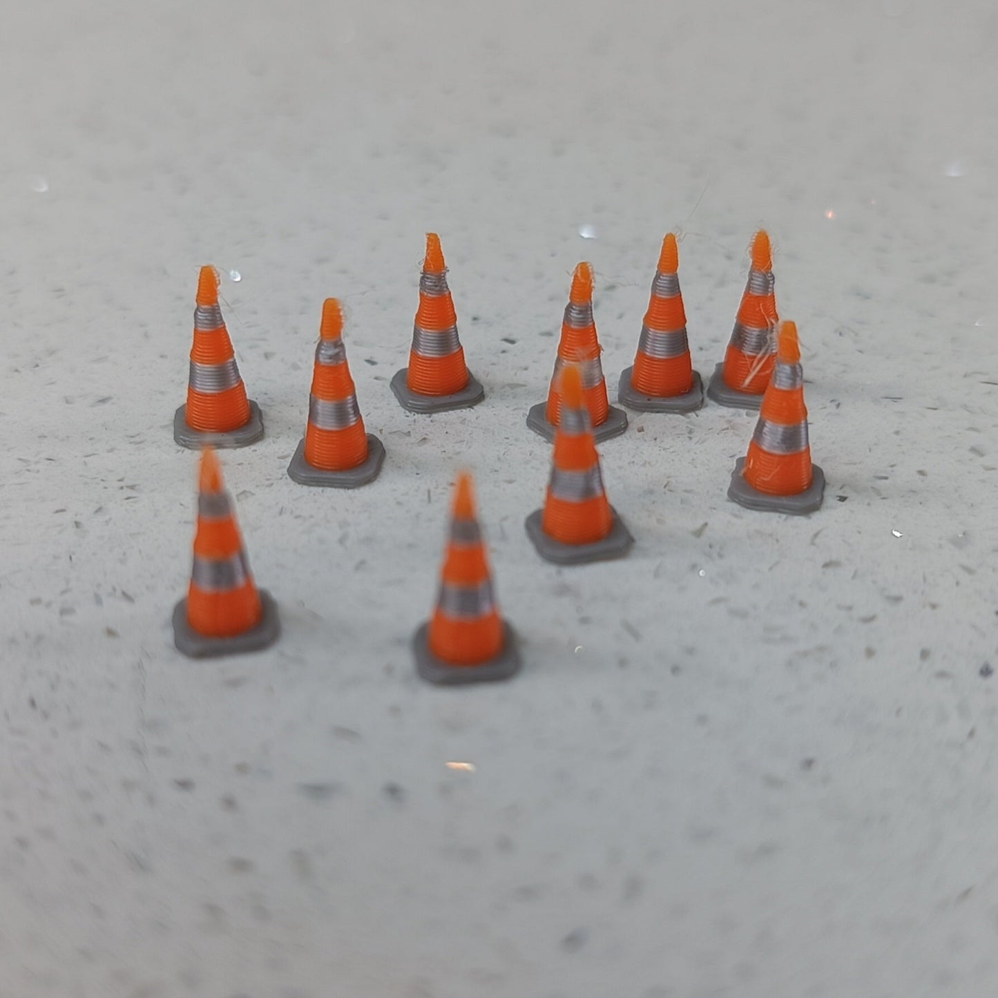 1:100 Scale Airport Safety Cone Set (10 Pack)