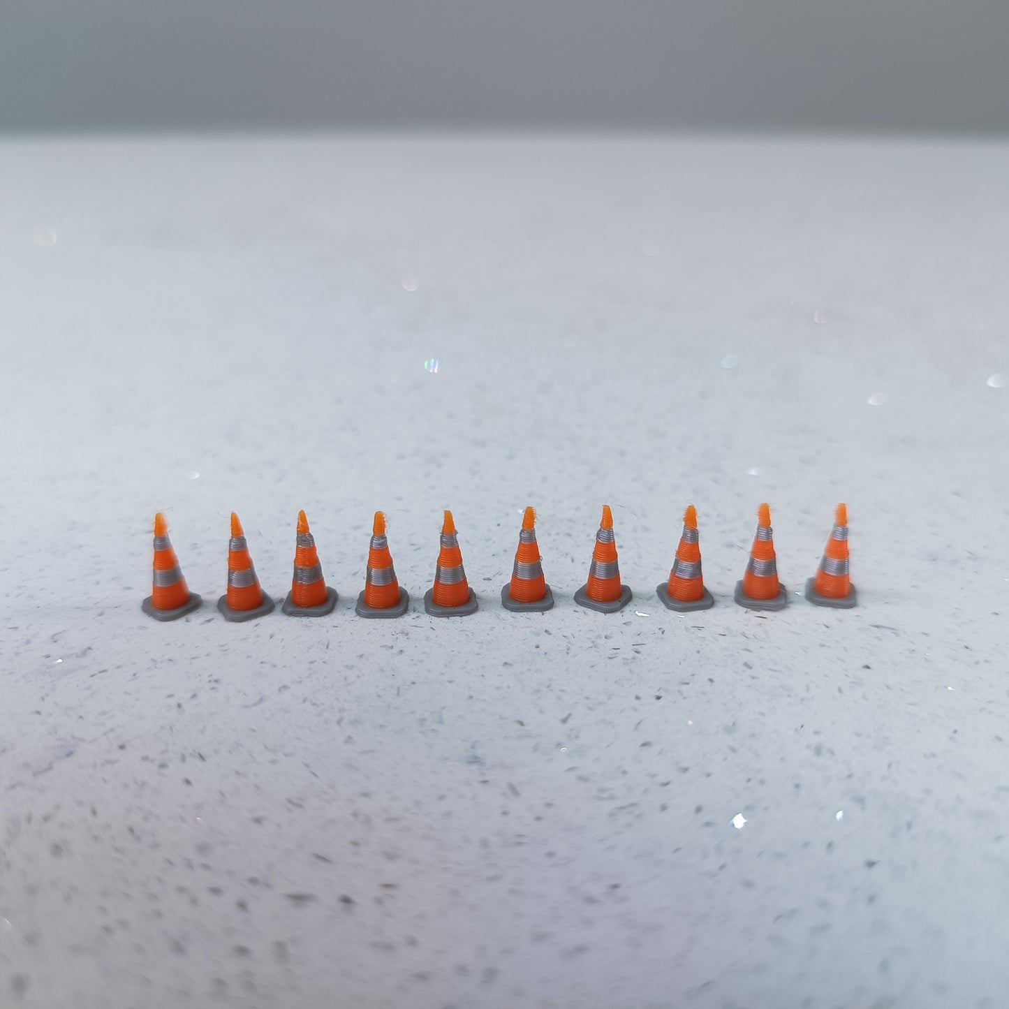 1:100 Scale Airport Safety Cone Set (10 Pack)