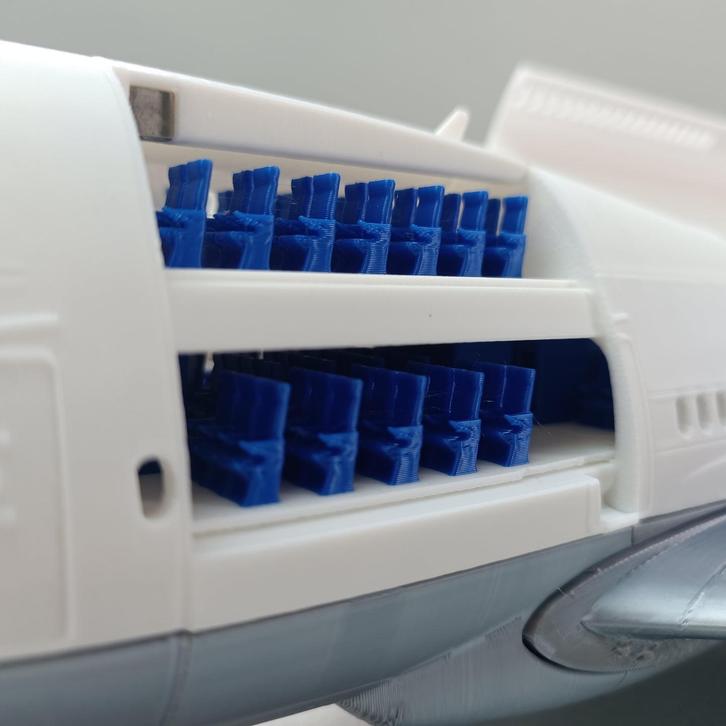 747SP style aircraft model (1/100 scale)
