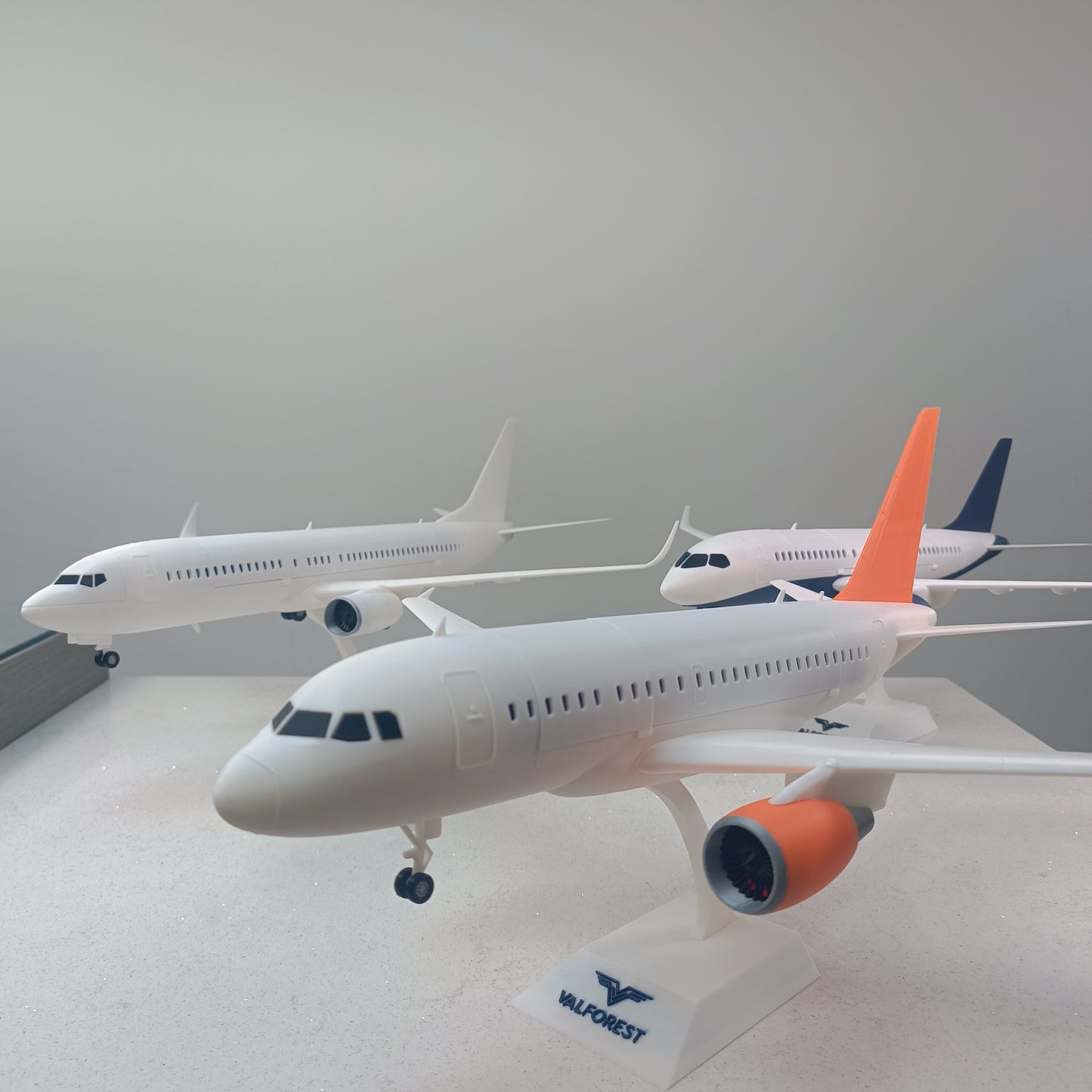 A318 style aircraft model (1/80 scale)