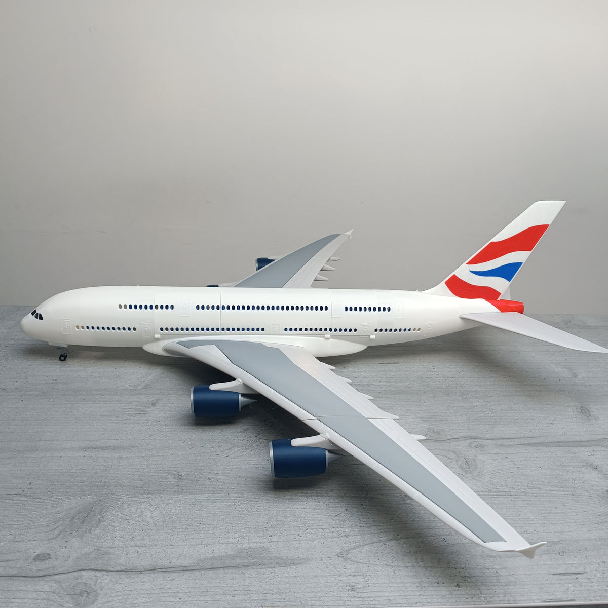 a380 style aircraft model (1/100 scale)
