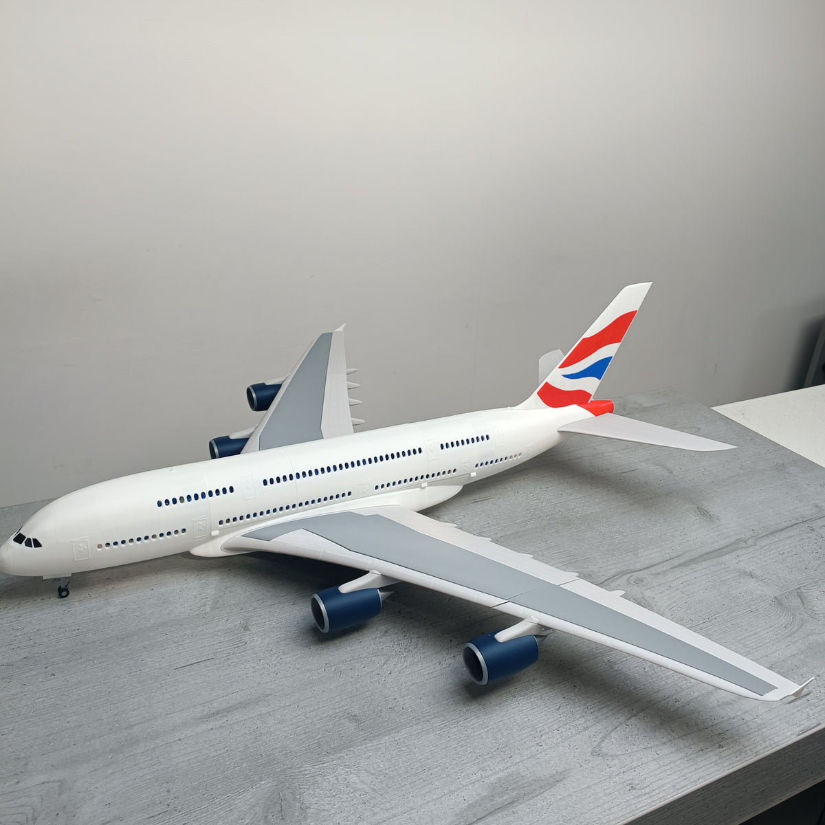 a380 style aircraft model (1/100 scale)
