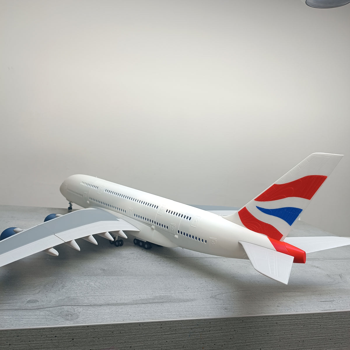 a380 style aircraft model (1/100 scale)