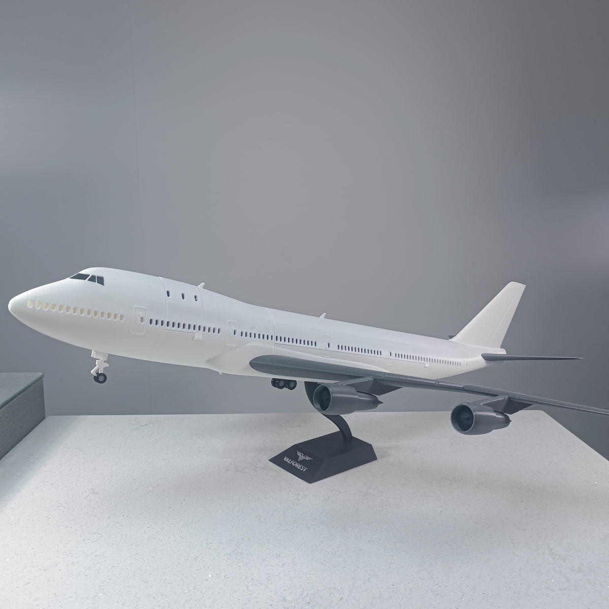 747-100 style aircraft