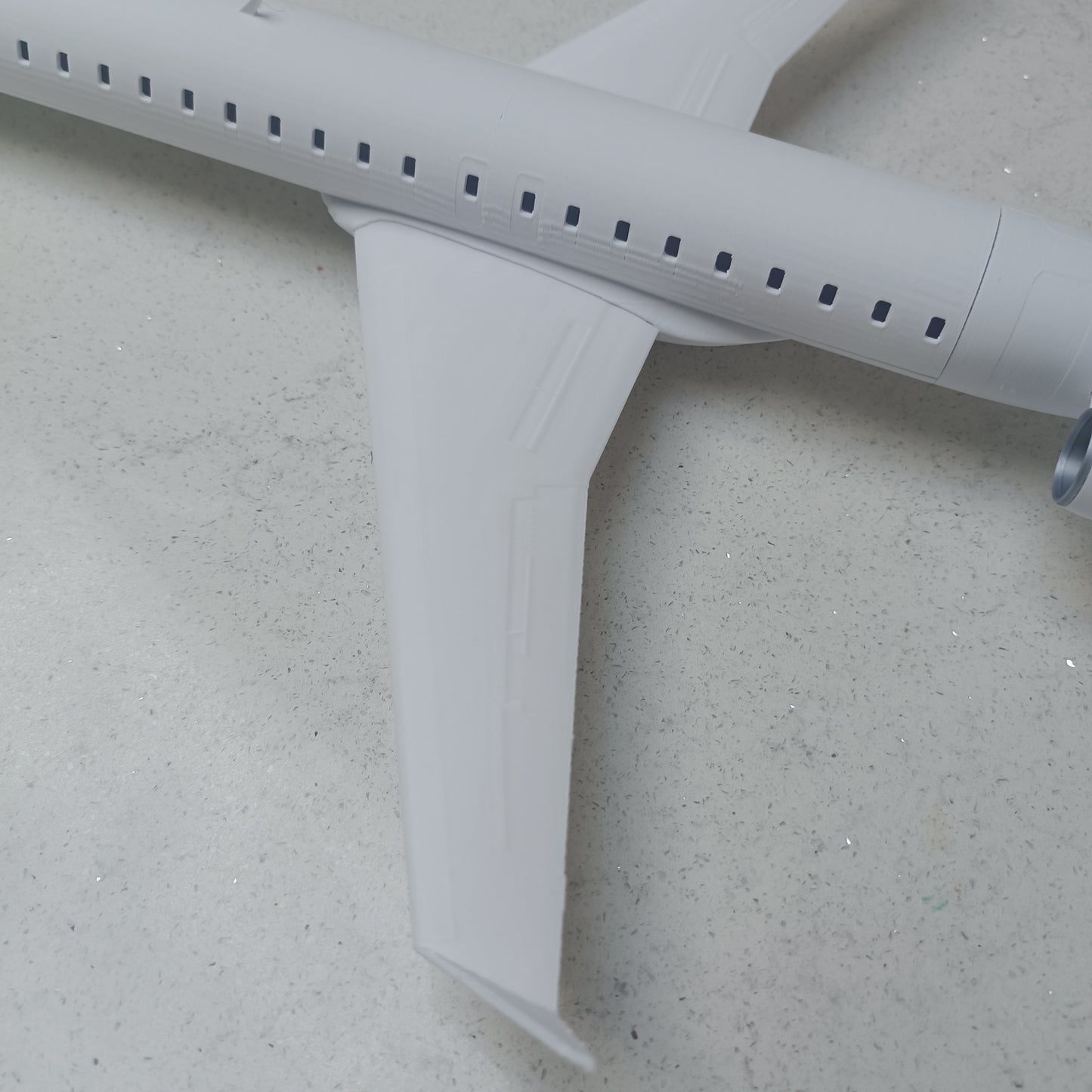 CRJ-900 style aircraft model replica (1/80 scale)