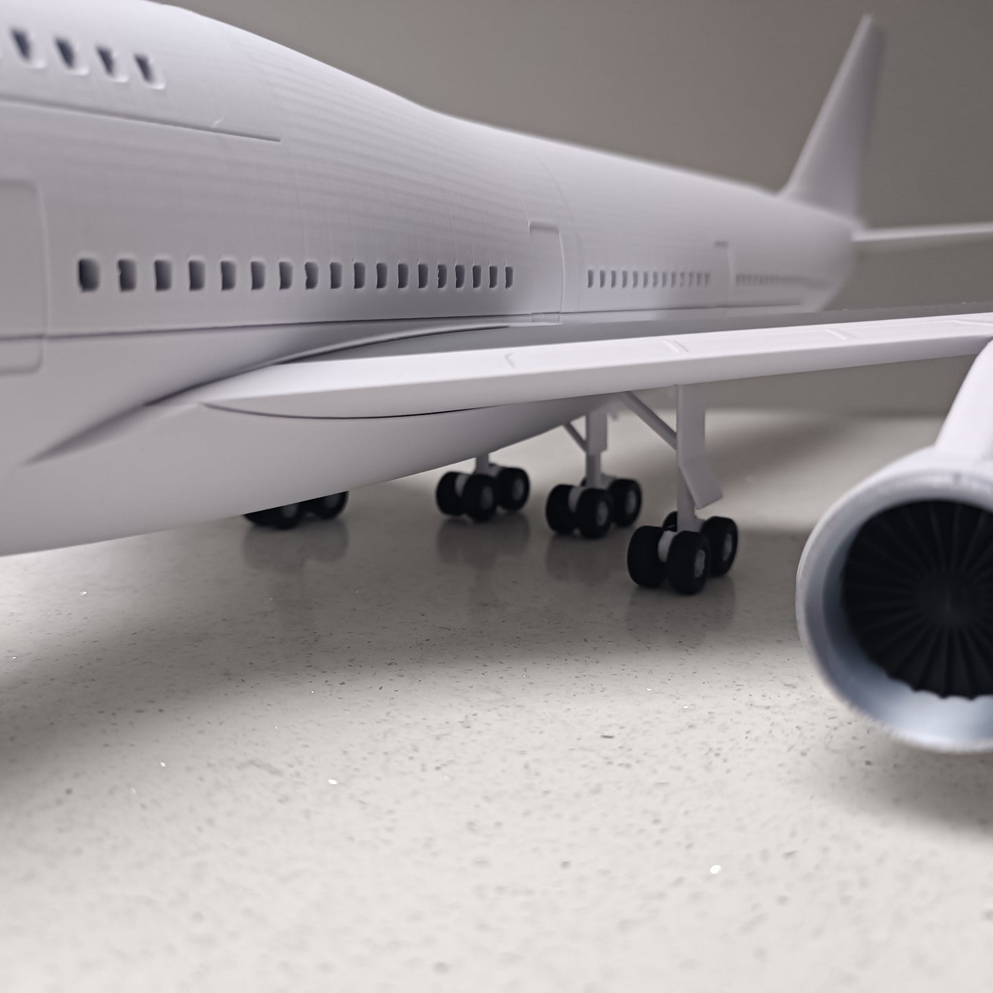 747 - 400 (1/144 scale) style aircraft model replica (Copy)