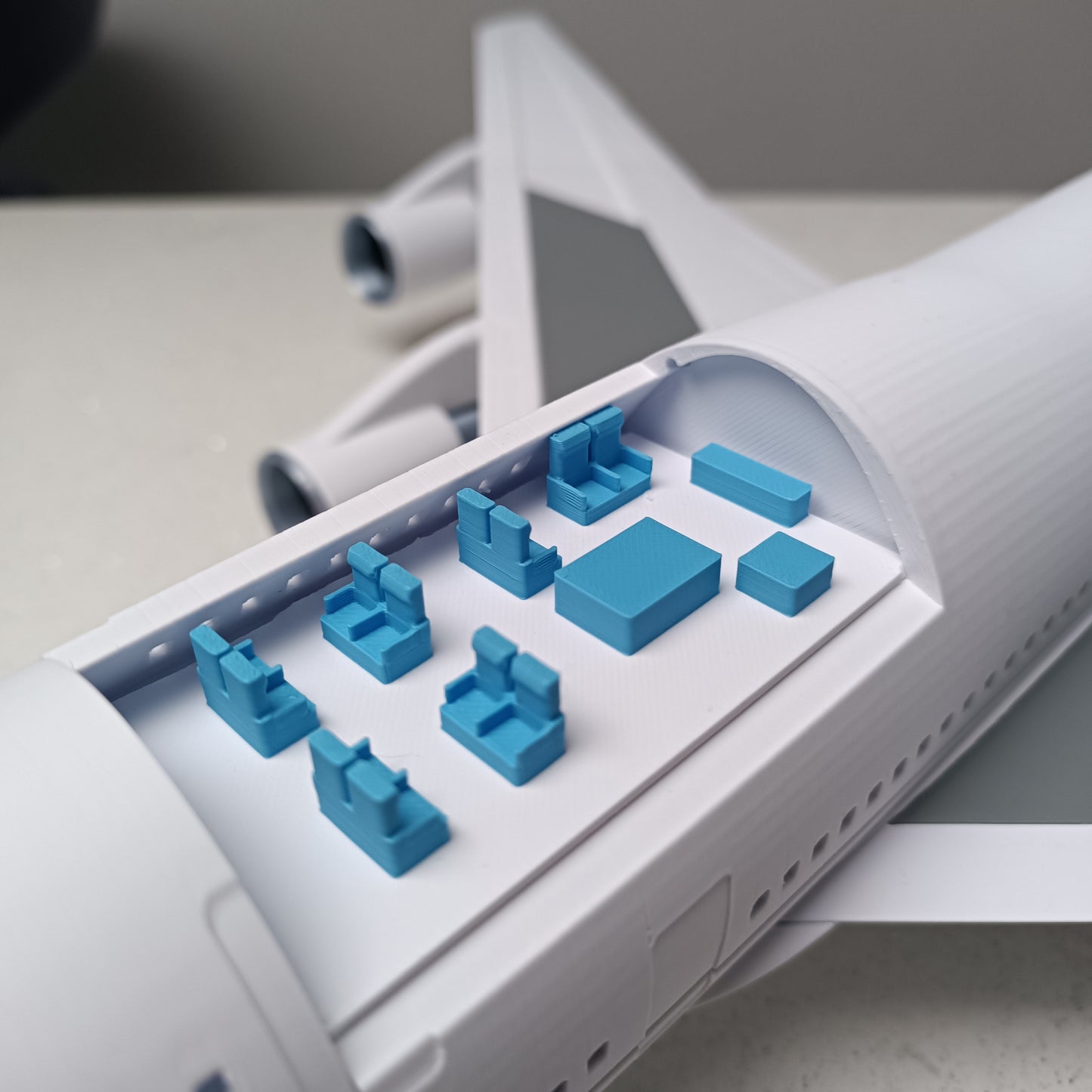 747 - 400 (1/144 scale) style aircraft model replica (Copy)
