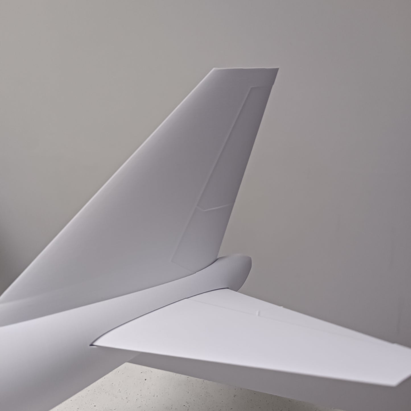 747 - 400 (1/144 scale) style aircraft model replica (Copy)