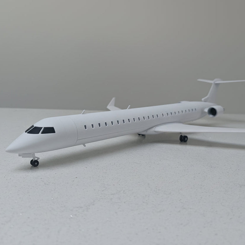 CRJ-900 style aircraft model replica (1/80 scale)