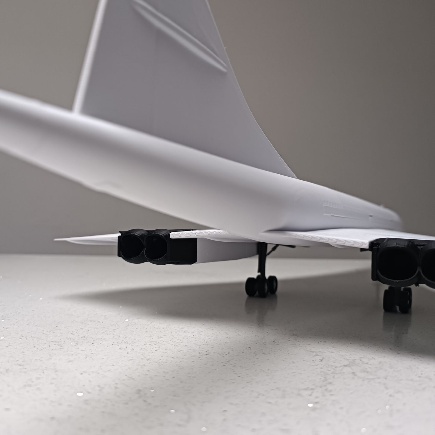 Concorde-Style 3D Printed Supersonic Passenger Jet Model – Aviation Display Gift